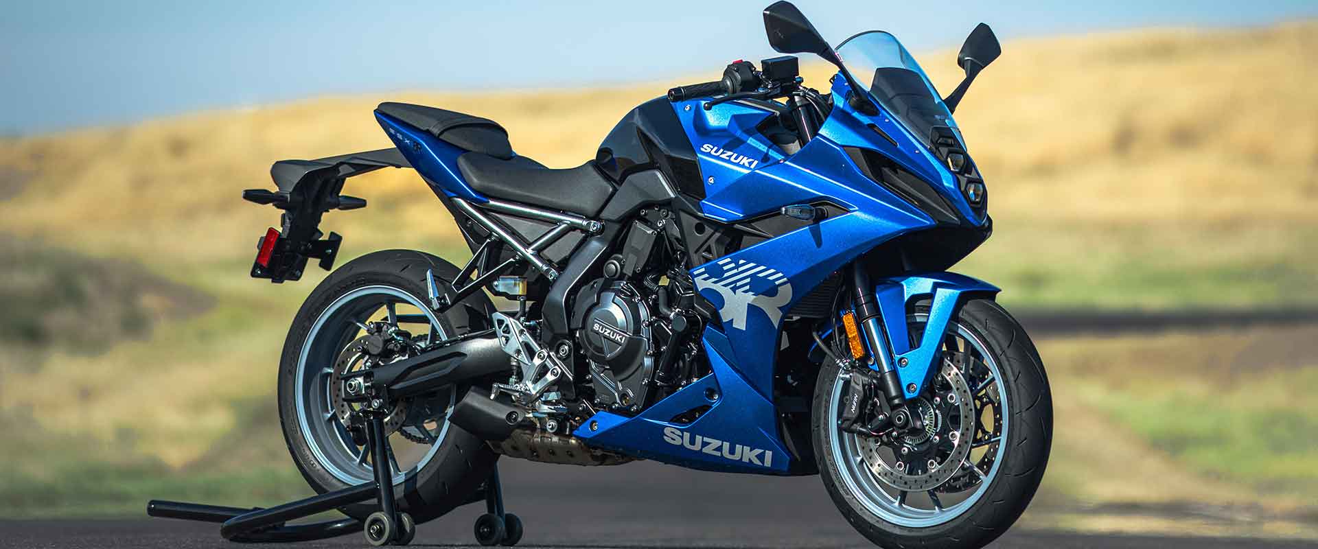 SUZUKI GSX-8R - Dageco Moto