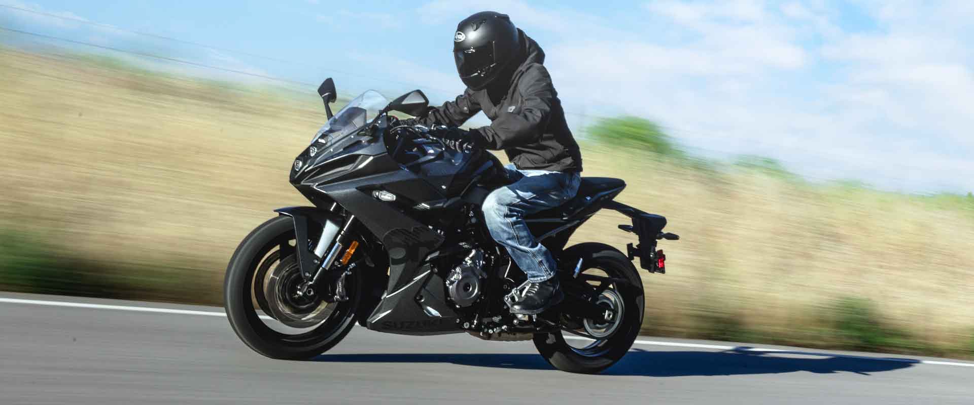 SUZUKI GSX-8R - Dageco Moto